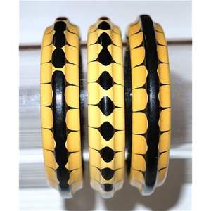 Élégants bracelets ethniques indiens en cristal, accessoires de mode en résine et bois par RR ENTERPRISES - Product Image 2