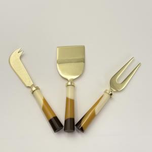 Cuchillo para Queso y Pastel con Hoja Dentada de Acero Inoxidable y Mango de Resina, con Caja a Bajo Precio - Product Image 5