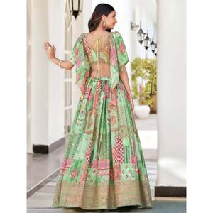 Vestido de Cóctel - Lehenga Choli Verde Pista con Bordado Chinon Dori - Product Image 5