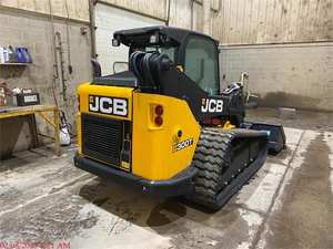 รถตักล้อยาง JCB รุ่น 300T คุณภาพดี ราคาประหยัด ขนาดกะทัดรัด กำลัง 74 แรงม้า เครื่องยนต์ดีเซล พร้อมบุ้งกี๋ขนาด 0.44 ลูกบาศก์เมตร - Product Image 6