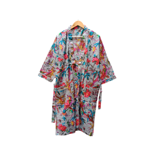Kimono Floral Gris de Algodón Hecho a Mano |   Bata de casa de manga larga con cuello en V para mujer |   Bata de longitud completa y corte holgado, obra maestra de alta costura - Product Image 1
