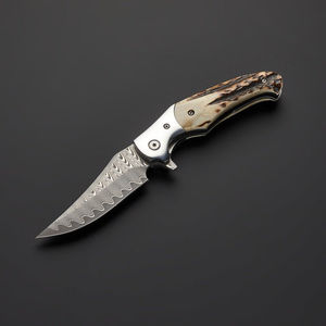 Cuchillo Plegable de Doble Hoja de Acero de Damasco, Patrón de Hoja Único, Mango Cómodo, Diseño Ligero, Apto para Caza - Product Image 3