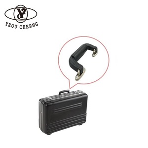 Descubre piezas de repuesto de alta calidad de Taiwán: asas personalizadas de cuero suave para maletas. Con asas duraderas y personalizadas - Product Image 6