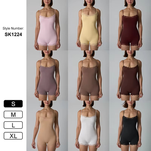 Combinaison moulante sans couture pour femme avec bretelles spaghetti et dentelle, en nylon élasthanne, très extensible, effet gainant - Product Image 5