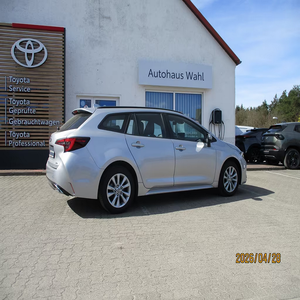 Toyota Corolla Touring Sports 1.8 Hybride Édition Business Break Économique en Carburant Voiture Familiale Conduite à Gauche Exportation - Product Image 4