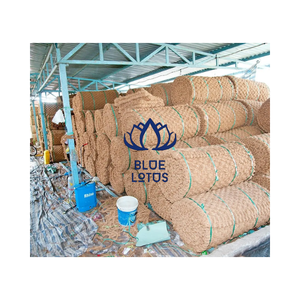 เสื่อใยมะพร้าวแบบม้วน สไตล์เรียบง่าย สำหรับปูพื้นหน้าประตูและปูพื้น - Product Image 1