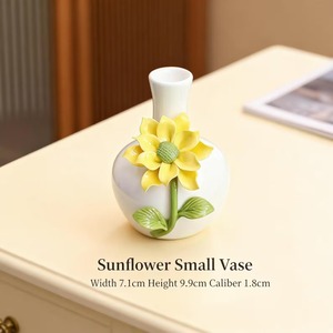 Jarrón de Cerámica para Mesa con Diseño de Girasol Amarillo, Acabado Glaseado, Decoración Contemporánea, 4-8 Pulgadas, Exquisito y Duradero - Product Image 2