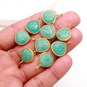 Colgante de Amazonita Natural Tallado a Mano en Forma de Flor, Plata de Ley 925, Amuleto de Piedra de Amazonita para Fabricación de Joyas al por Mayor - Product Image 1