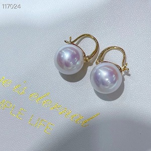 High-End Simple Fashionable Cat Sea Tahiti Series <b>Pearl</b> <b>Earrings</b> Wholesale Niche Product - Product Image 1