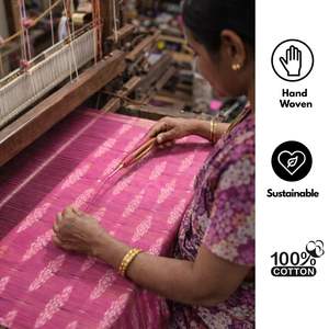 Tela de Algodón Ikat Tradicional Tejida a Mano por Artesanos Indios, Ecológica, Sostenible, Duradera y Lavable a Máquina para el Hogar - Product Image 5