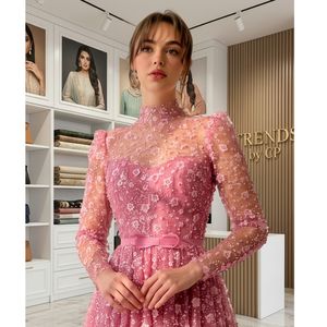 Vestido de Noche de Lujo con Bordado Floral 3D en Rosa de Trends by Cp |   Vestido Formal de Manga Larga con Corte en A - Product Image 4