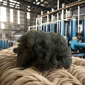Fibre discontinue de type polyester recyclé écologique provenant du fabricant vietnamien Vikohasan - Product Image 1
