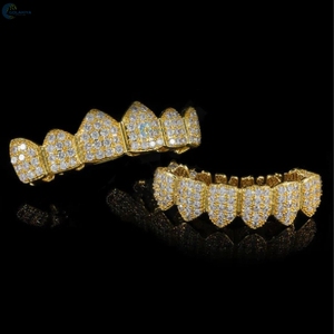 Grillz de Dientes Personalizados de Moissanita VVS, 6 en 6, que pasan la prueba del diamante, Oro Amarillo de 14K, Estilo Iced Out Hip Hop - Product Image 6