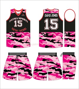 Ensemble de maillot et short de basketball personnalisés, service entièrement personnalisé incluant la taille, la couleur, le design et la personnalisation pour l'identité de l'équipe - Product Image 1