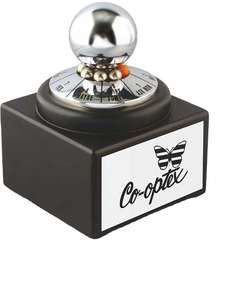 Trofeo moderno de globo terráqueo plateado sobre base negra, decoración minimalista para premios corporativos de escritorio. - Product Image 1