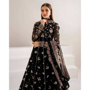 Vestido XL de Fiesta con Dupatta y Bordado de Lentejuelas, Conjunto Elegante para Ocasiones Especiales - Product Image 4