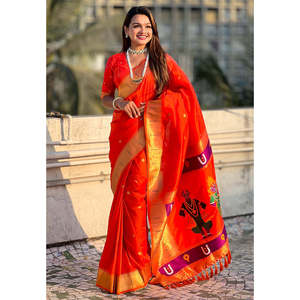 Sari Paithani de Seda con Bordado Zari Naranja Tradicional, con Diseño del Dios Vitthala, Ropa India y Pakistaní, Tejidos de Élite, 650g - Product Image 1