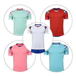 Vente en gros de maillots de football 100 % polyester de haute qualité, service OEM ODM personnalisé, nouveau design respirant, nouvelle arrivée 2026 - Product Image 3