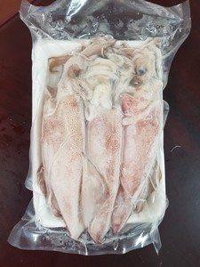 Calamar IQF de calidad de exportación, tubos de calamar IQF tamaño 16/20 piezas, calamar congelado para restaurante Vietnam ANGLE - Product Image 6