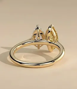 Anillo Toi et Moi con diamantes talla marquesa y talla pera en oro amarillo con dos piedras engastadas, anillo de compromiso de lujo para mujer, nupcial. - Product Image 2