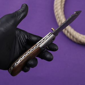 Couteau pliant en acier Damas, lame à dépecer, manche en bois de rose, étui en cuir, couteau de poche EDC pour la chasse et le camping, personnalisable OEM/ODM - Product Image 4