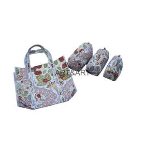 Premium High Quality Newest Vintage Fashion Quilted Cotton Tote Bag Zipper Bohemian Flower Printed Beach Toiletry Bag for Women - Product Image 3