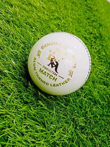 Bolas de calidad combinables, Color blanco, 156 gm, 4 piezas - Product Image 5