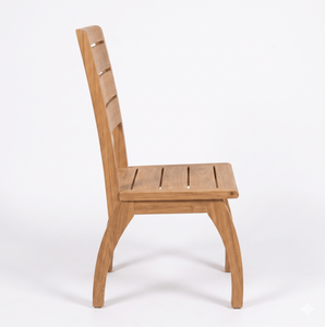 Chaise de salle à manger d'extérieur de luxe en teck massif, durable, résistante aux intempéries, moderne, sans accoudoirs, pour jardin, patio et cour. - Product Image 3