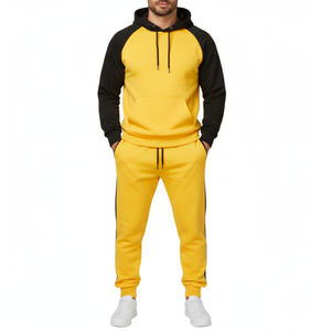 Survêtement d'hiver personnalisé à capuche jaune et noir pour homme |   Design de manches raglan contrastées |   Ensemble de jogging respirant et à séchage rapide en deux pièces - Product Image 1