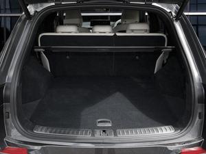 SUV Negro 2023, Eléctrico Híbrido de Lujo, 5 Puertas, Tamaño Completo, Crossover Premium - Product Image 5