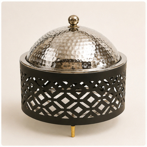 Casserole isotherme en acier inoxydable au design arabe avec couvercle martelé et base découpée au laser, chauffe-plats pour mariages et réceptions - Product Image 4