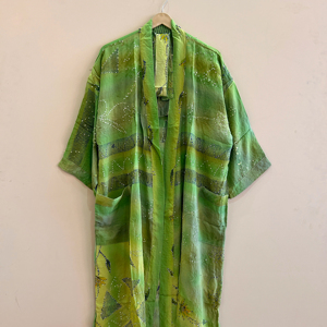 ชุดกิโมโนผ้าไหมทำมือสำหรับผู้หญิง สไตล์วินเทจ ผ้าเครปไหม เสื้อคลุมกิโมโนยาว - Product Image 1