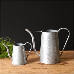 Arrosoir en métal minimaliste, arrosoir de jardin contemporain, design à long bec, arrosoir pour l'entretien des plantes d'intérieur, outil pour l'extérieur - Product Image 2