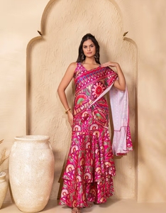 Sari KV con Estampado Floral, Pre-Drapeado, de Doble Capa, con Blusa - Product Image 4