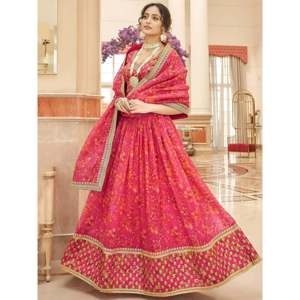 Conjunto de Lehenga Choli de Organza Bordada para Mujer Talla Grande en un Rosa Maravilloso - Product Image 5