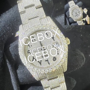 Reloj de Hombre Mossinate de Acero Inoxidable con Diamantes de Moissanita, Estilo Hip Hop, Esfera de Cristal, Resistente al Agua 10 Bar, Cierre de Pulsera - Product Image 1