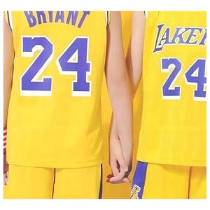 Ensembles débardeur, short et chaussettes, parfaits pour les adolescents et les jeunes fans de basketball, maillots de basketball pour garçons, uniformes d'entraînement athlétique 3 pièces - Product Image 6