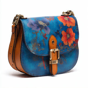 Bolso de Hombro de Cuero Genuino Clásico y Vintage, Impermeable, Personalizable, con Diseño de Bandolera para Mujer - Product Image 4