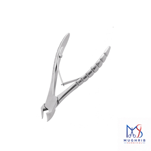 Coupe-ongles Swada en forme de demi-lune, en acier inoxydable, à double ressort, finition mate, ouverture large, durable - Product Image 1