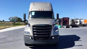 Camión Tractor Diésel 6x4 para Todo Clima, Cabeza Tractora de Servicio Pesado, Vehículo Comercial para Logística de Carga Confiable - Product Image 6