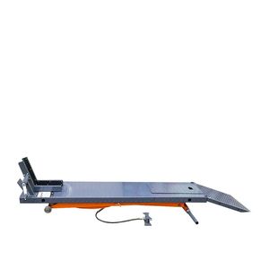 Sollevatore a Forbice Portatile per Moto/ATV da 450 kg, Piattaforma di Lavoro da 112 cm, Estensioni Laterali da 25 cm, Lunghezza Piattaforma 196 cm, Kit Morsa Anteriore - Product Image 5