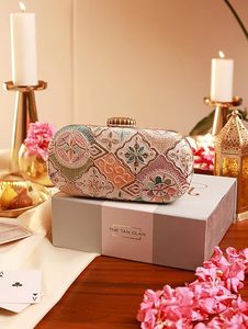 Classic Long Clutch Purses Luxury Handbags Bag for Women – Elegant Evening Handbag, Stylish Purse with Magnetic Closure - Product Image 2