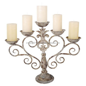 Escultura de candelabro de hierro artístico de calidad superior con curvas clásicas para decoración de alta gama en hoteles o salones de baile - Product Image 1