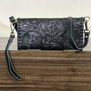 Nueva Cartera Cruzada de Diseño 2026 con Grabado a Mano en Cuero, Cartera Trifold de Piel Genuina de Vacuno con Correa de Muñeca para Mujer - Product Image 5