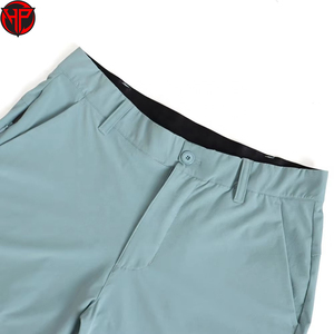 Pantalones Cortos de Golf para Hombre Azul Cielo, Tejido Elástico en 4 Direcciones, Estilo Bermuda con Cierre de Cremallera y Bolsillo, Ropa Casual para Deportes - Product Image 2