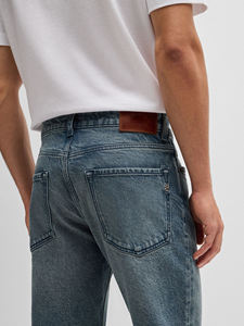 Jeans en denim robustes pour le travail, dotés d'un tissu épais, d'une coupe décontractée, d'une durabilité longue durée et d'une qualité supérieure structurée. - Product Image 3