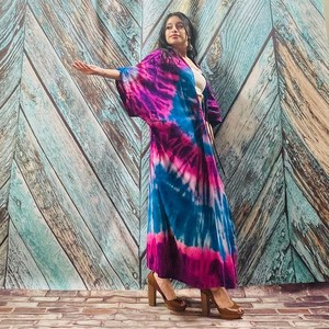 Dernier design Taille unique Kimono avec ceinture Beau Kimono avec tissu rayonne Fait à la main Tie Dye Design Femmes Kimono Robe - Product Image 4
