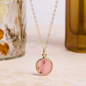 Pendentif en argent 925 vintage avec opale rose naturelle ronde, pierre de naissance d'octobre, bijou de fiançailles, cadeau pour maman, épouse, sœur - Product Image 4