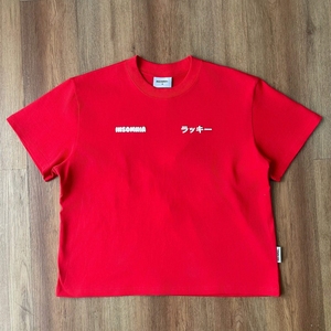 Camiseta Oversize para Mujer Tallas Grandes Manifest, Estampado de Personajes Rojo y Amarillo, Cuello Redondo Casual, Manga Corta, Spandex/Algodón Bordado - Product Image 4