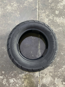 Neumático KUMA K201 Nuevo 110/70-12 de Caucho Natural Sin Cámara 3.00-17 TL de Alta Calidad para Scooter/Motocicleta Vietnamita, Vida Útil de 20,000 km - Product Image 6